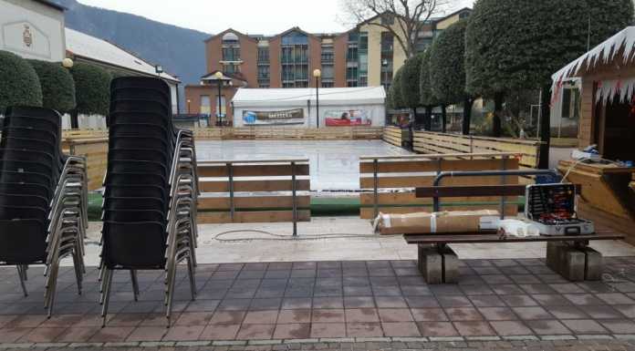 Mandello: 5mila ingressi alla pista del ghiaccio. Tornerà il prossimo Natale