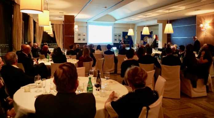 Europa: un equilibrio possibile? Il prof. Perotti alla serata del Rotary