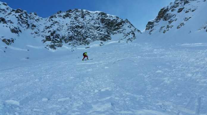 Valanga in Val Tartano, due escursionisti salvati dai compagni
