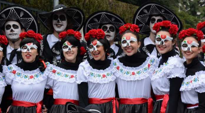 Carnevalone: le foto di tutti i gruppi e i carri dei questa edizione