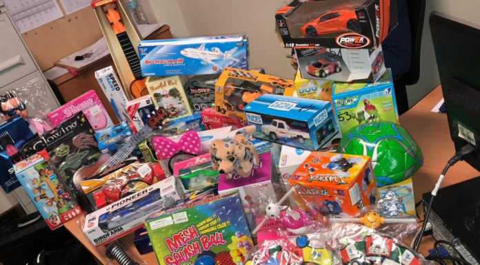 Milano, sequestrati 35 articoli di Carnevale contraffatti