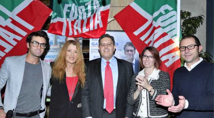 Forza Italia. Toti a Lecco: “Politiche e regionali sfide storiche per il Paese”