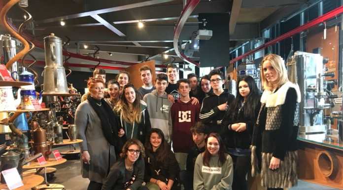 I ragazzi del Cfpa di Casargo in visita al Caffè Milani di Como
