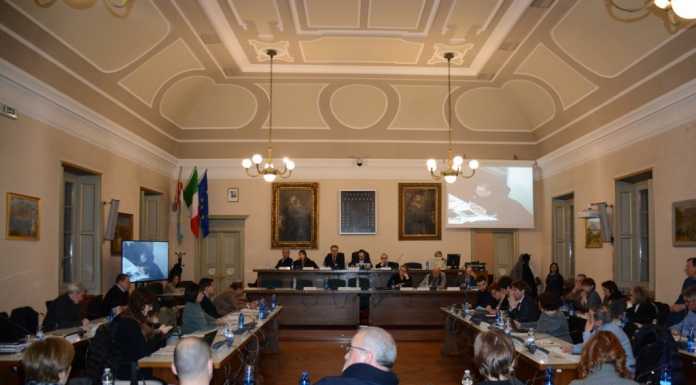 Opere pubbliche. Scettica l’opposizione: “La città aspetta da tempo”