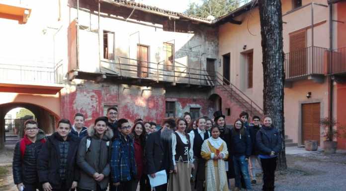 Alunni guide manzoniane per un giorno, tra recitazione e letture