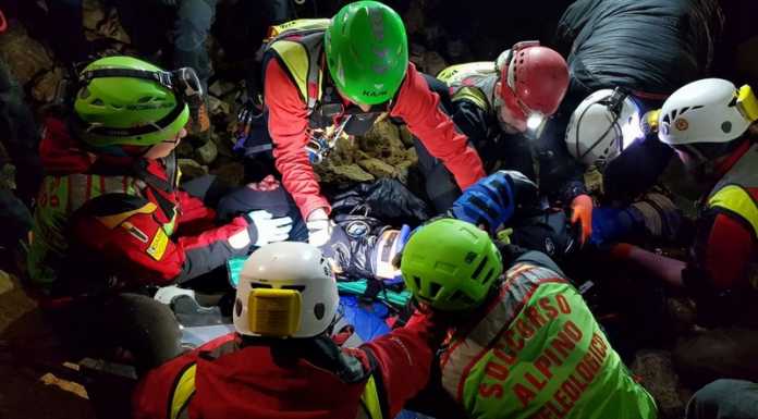 Esercitazione speleo-subacquea per il Soccorso Alpino