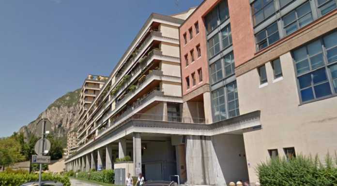 Broletto Sud. I parcheggi ora sono del Comune. “Operazione a costo zero”