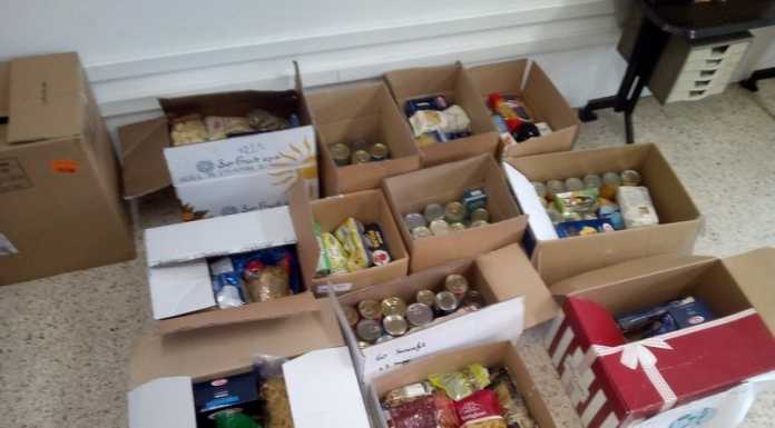 Raccolta viveri per la Caritas. Dalle scuole un’onda di generosità