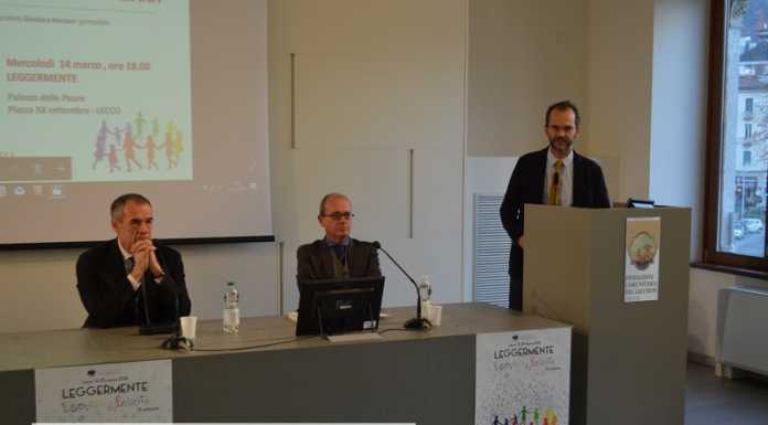 LEGGERMENTE – In tanti per Carlo Cottarelli: “Io premier? Più facile che mi chiami l’Inter”