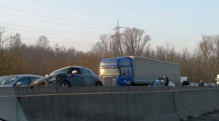 Incidente tra più veicoli a Veduggio: mattinata ‘nera’ sulla Statale 36