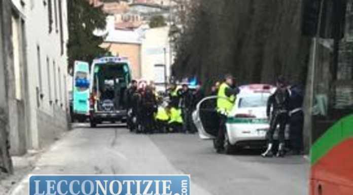 Lecco. Perde il controllo della moto, biker all’ospedale