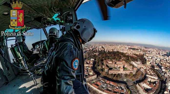 Milano dall’alto, vista dall’elicottero della Polizia: una mostra fotografica