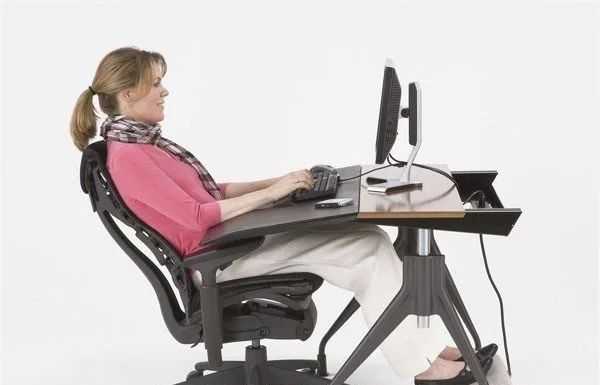 Fisio Online. Mal di schiena: il mito della postura perfetta e della sedia migliore