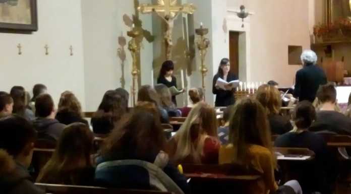 “Stabat Mater” di Pergolesi, studenti a lezione in Santa Marta