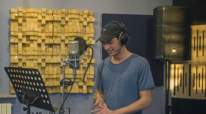 Daniele Valsecchi, dal basket alla musica: un album e il primo concerto