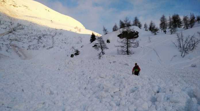 Valanga in Val Lavena: travolto un giovane, non ce l’ha fatta