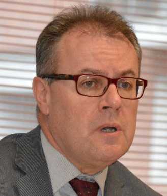 Sinistra e Lavoro: “Il rimpasto di Giunta? Una ‘scarabattola’ con nuove mascherine’