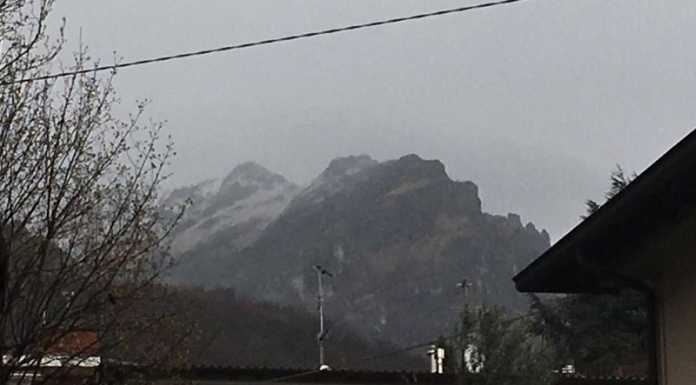 Giù le temperature, torna la neve sulle montagne lecchesi