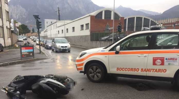 Lecco. Auto contro moto, incidente in via Belfiore