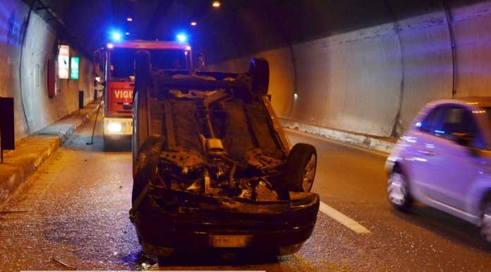 Doppio ribaltamento sulla Strada Statale 36 in direzione Nord