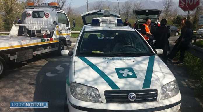 Anziano travolto da un gruppo di ciclisti sulla salita di Bevera