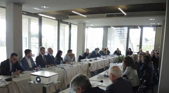 Lago sempre più basso, Como e Lecco uniscono le forze