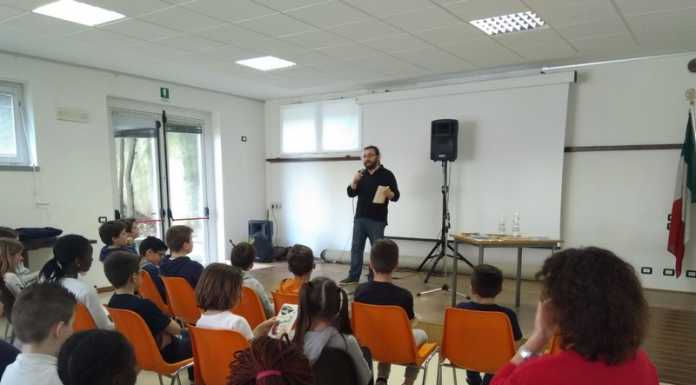 Alessandro Gatti. L’incontro con l’autore per i bimbi delle elementari di Monte Marenzo
