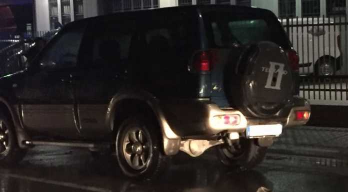 Pescate. Attraversa la strada per andare a giocare a bocce: 81enne investito