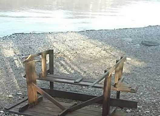 Abbadia, vandali al Parco Guzzi. Lo sfogo del sindaco Bartesaghi