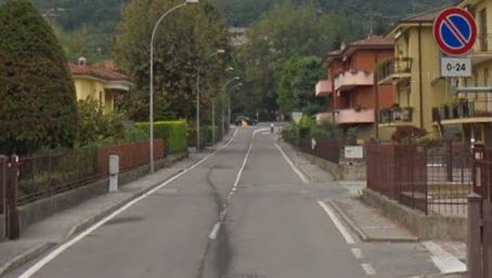 Lavori alla fogna, dal 15 senso unico alternato in via Sentierone