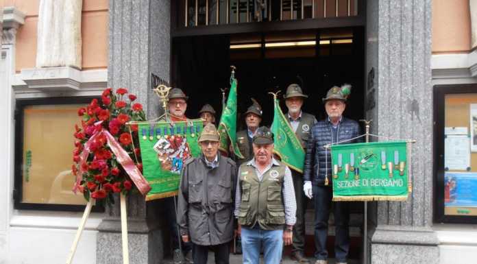Gli Alpini della Val San Martino a Milano per dire addio a Sormani