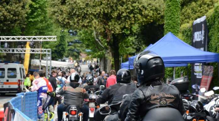 Invasione di centauri a Mandello per la 13° Festa dei Laghèe