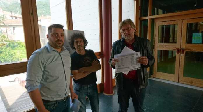 Valmadrera: 281 firme contro l’inceneritore, consegnate al sindaco