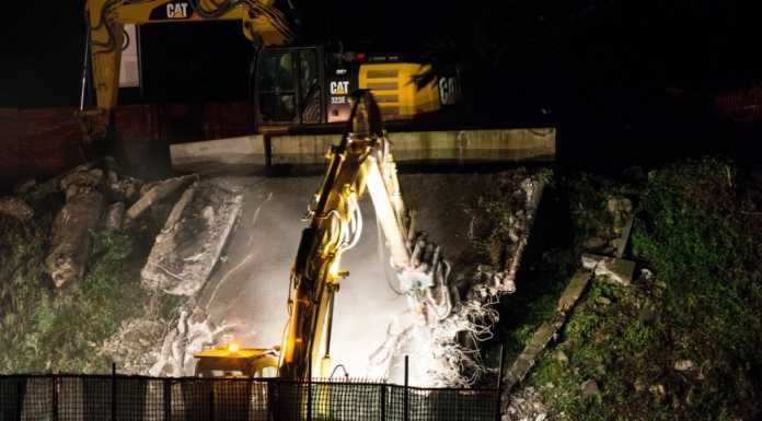 Annone: iniziata nella notte la demolizione del ponte (VIDEO)