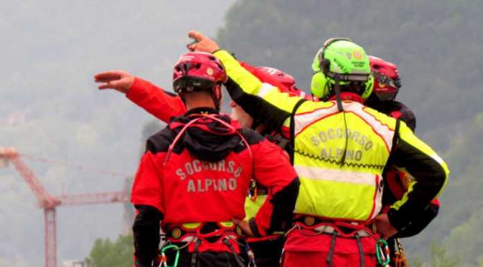 Mandello. Cade in un canale all’Alpe di Era, lungo intervento del Cnsas