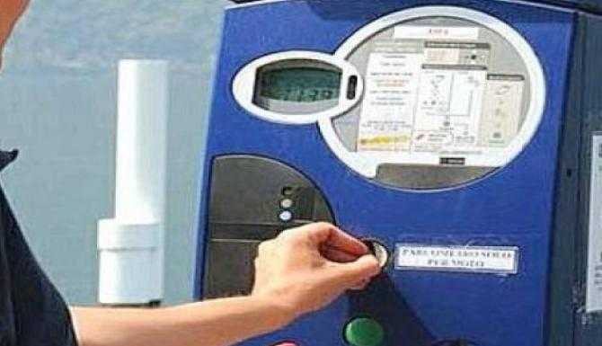 Monza, come Lecco, aumenta le tariffe per i parcheggi a pagamento