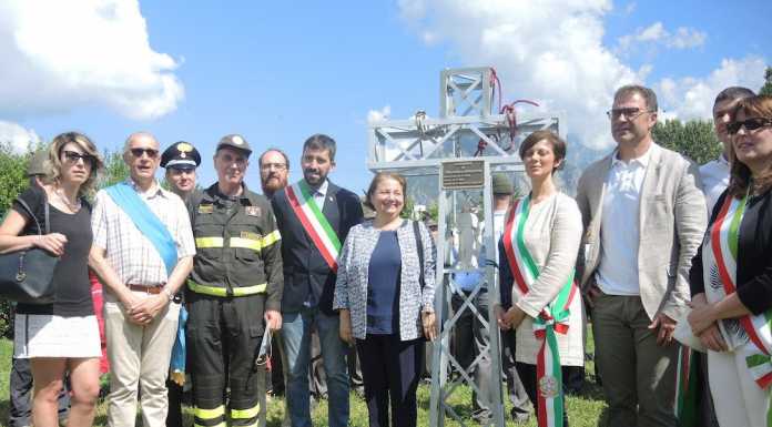 Al Bione la benedizione della nuova Croce della Grignetta