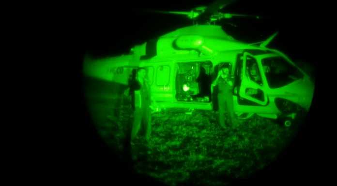 Cinque persone incrodate in Grignetta, soccorsi al lavoro (ore 22.50) elisoccorso volo notturno