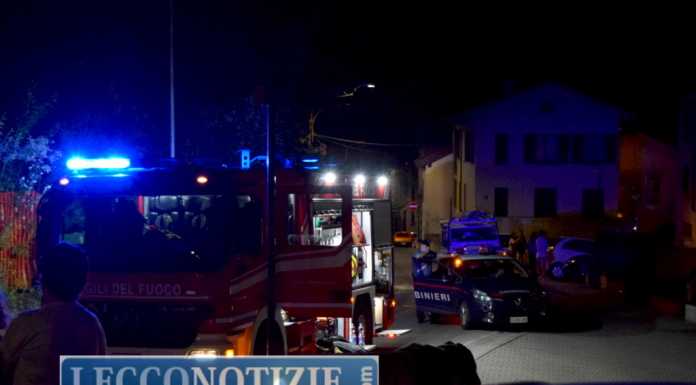 Incendio in un garage, attimi di paura a San Giovanni. Una persona finisce all’ospedale