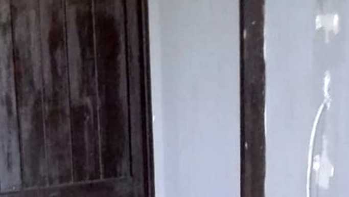 Dorio: vandalismi nella sala d’aspetto della stazione