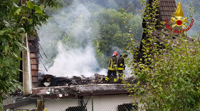 Maltempo: notte di lavoro per i pompieri, incendio a Erve