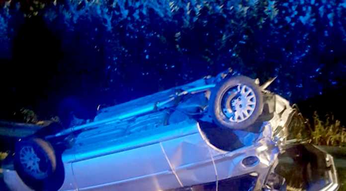 Frontale nella notte a Sirtori, auto si ribalta: 5 feriti, due sono gravi