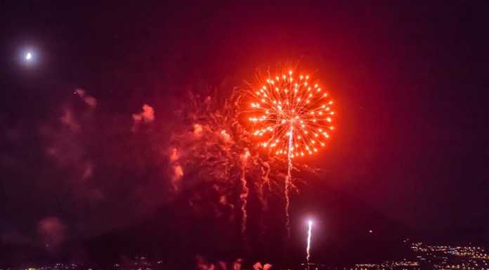 Domenica, ore 22.30: a Lecco i fuochi d’artificio sul lago
