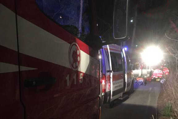 Tragico scontro frontale in Val Brembana, morto un 24enne di Cisano