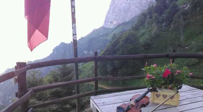 Armonie tra cielo e terra… le note di De Andrè al rifugio Elisa