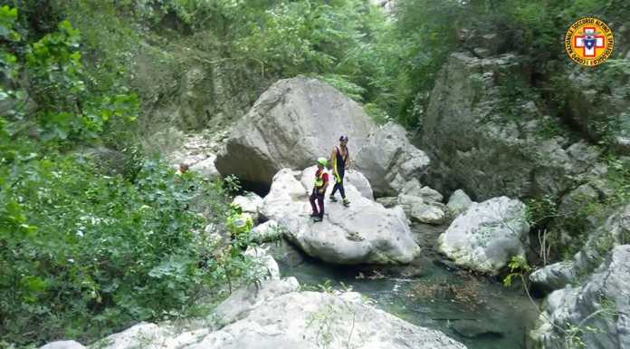 Scivola in una forra, muore giovane turista tedesco