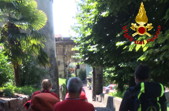 Somasca. Si sente male sulla “Scala Santa”, intervento dei Vigili del Fuoco