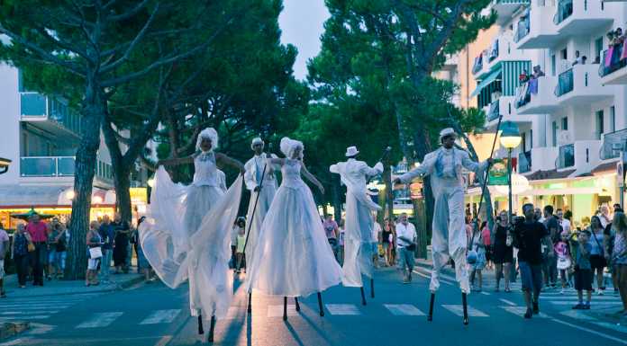 “Con la testa all’insù”, il Festival ha il suo l’hashtag #Leccomeraviglia