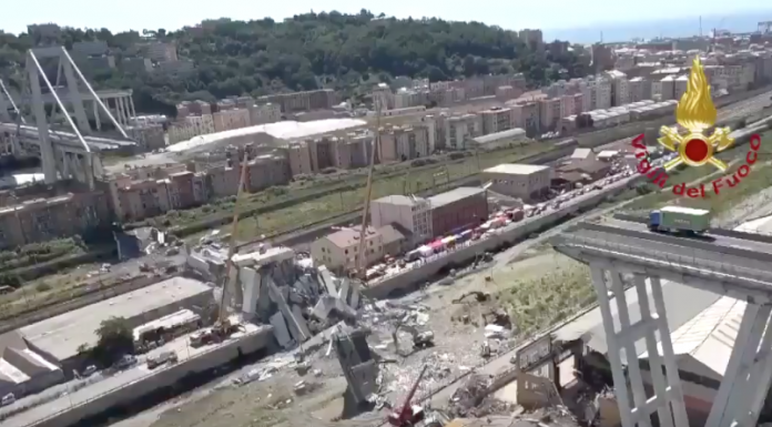 Disastro di Genova, bandiere a mezz’asta anche a Lecco