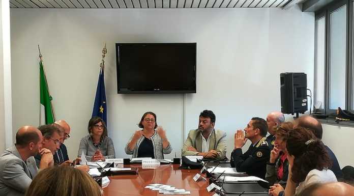 Spaccio nelle scuole, vertice in Prefettura. “Pronti a controlli mirati”